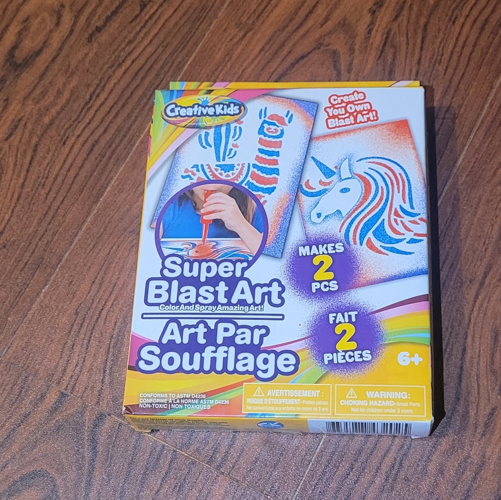 Creative Kids Super Blast Art Set